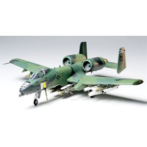 Tamiya 61028  A10A THUNDERBOLT II DESERT 1:48