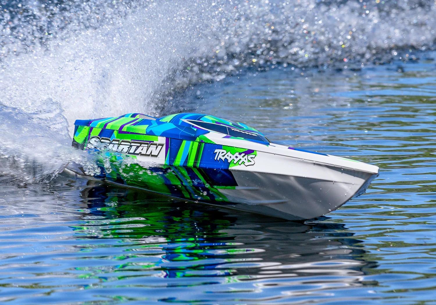 RC båtar