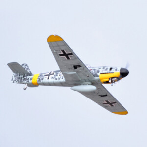 Black Horse Messerschmitt BF 109G radiostyrt flygplan balsamodell RC modell