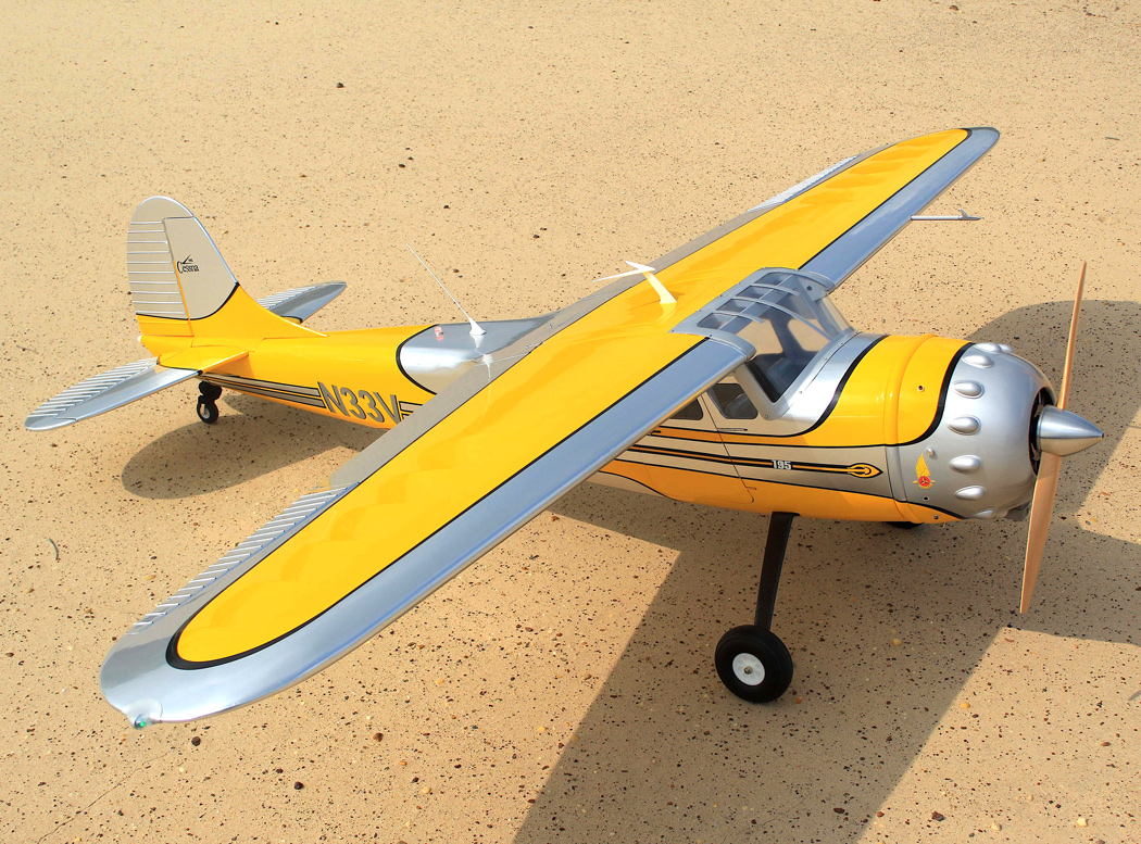 Seagull Cessna 195 229cm 35-50cc Gas ARF Gul/Silver - Bild 2